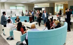 Maximizing Networking Opportunities in a Coworking Environment at Beachworx